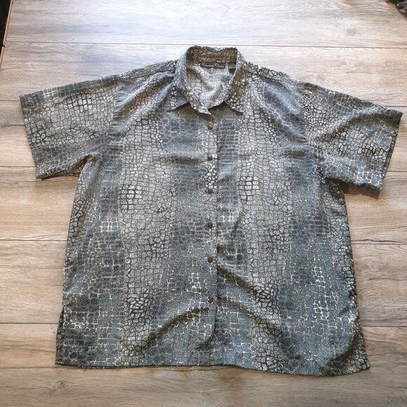Women Blouse Excuse By Whispers 3X Crocodile Print Short-Sleeve Button Up Shirt - Picture 1 of 5